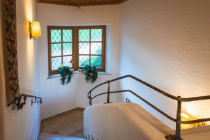 42_Chalet_Crown_of_the_Alps_stairs